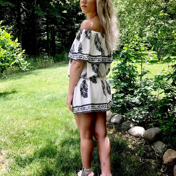 Romper - Picture 2 of 2